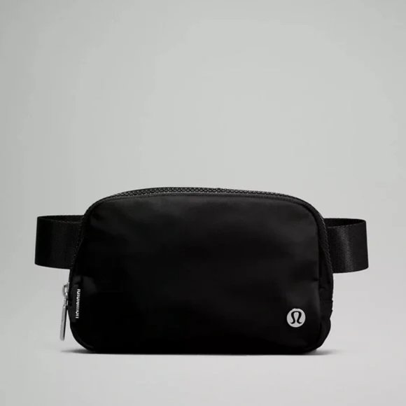 lululemon athletica Handbags - Lululemon Everywhere Black Belt Bag Original Size - NWT